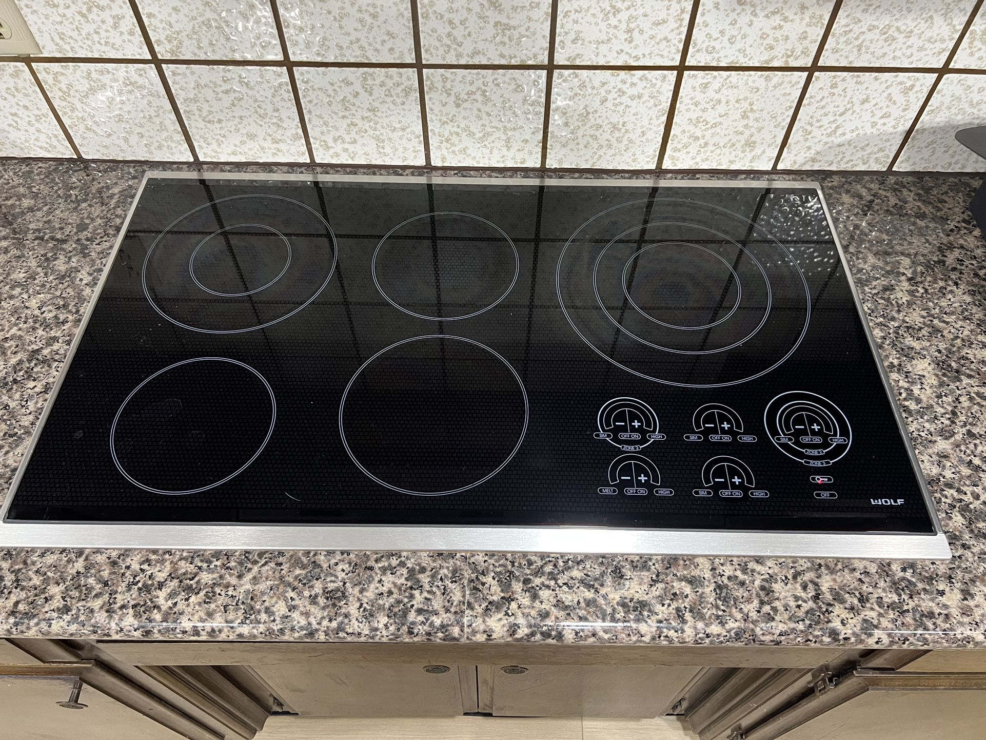 Wolf CT36E/S 36" ELECTRIC COOKTOP - FRAMED