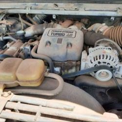 7.3 Ford Powerstroke Engine 