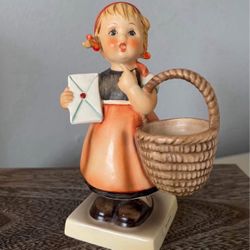 Vintage Hummel Goebel Collectible Figurine "Meditation” #13/0 TMK-5