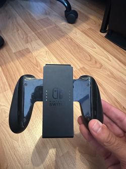 Nintendo Switch Joy-Con Charging Grip Black Ergonomic Attachment