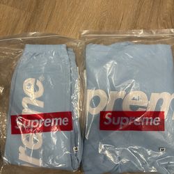 Supreme hoodie and sweats full set
