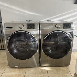 Washer and Dryer (Like New)