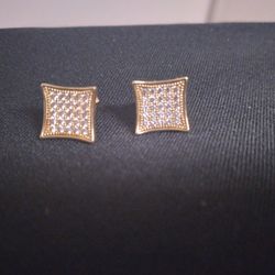10k Square Earrings