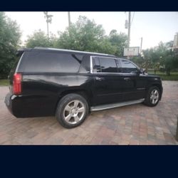 2015 SUBURBAN  LTZ    BLK/BLK
