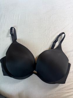 Victoria’s Secret push-up bra size 34DD new with tags Victoria’s Secret push-up bra size 34DD new with tags