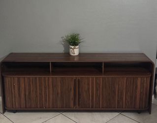 New tv stand