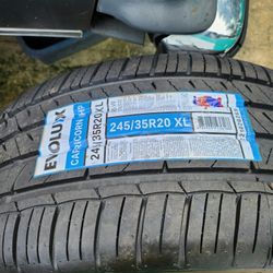 245 35 20 New Set Of Tires 