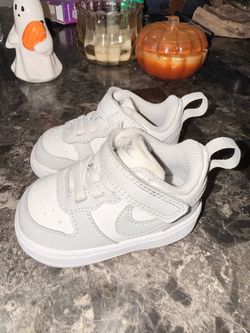 Nike Toddler White Low-Top Sneakers size 3c