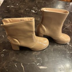 women’s tan boots