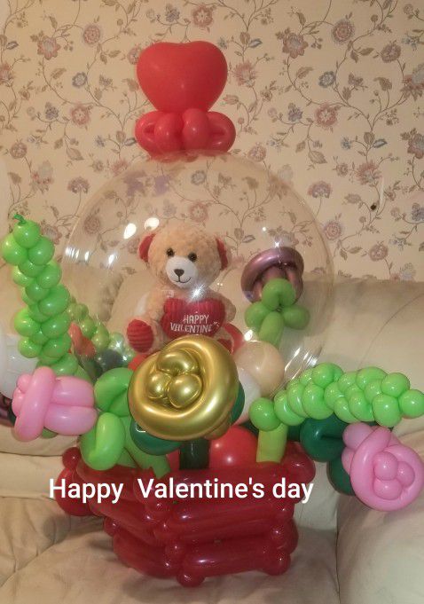 Balloons Twisting Basket With Teady Bear Toy