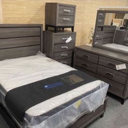 Complete Bedroom Set On Sale! 