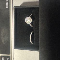 diamond engagement ring