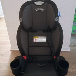 Like new Graco TriRide 3-in-1 Convertible Car Seat - Highback Booster CAR SEAT