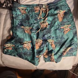 Yoda Print Mens L SWIM TRUNKS