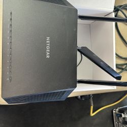 Nighthawk Wireless router 30.00obo