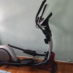 Elliptical ProForm Smart Strider 535