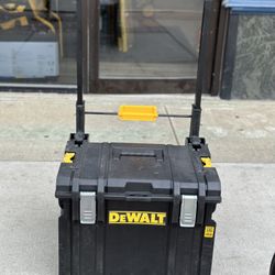 Dewalt Rolling Tool Box 