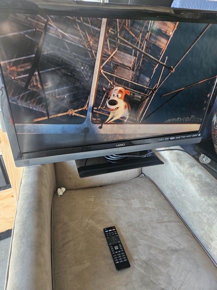 36 Inches Vizio Tv Good Condición Work Perfect