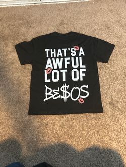 That's A Awful Lot of Besos Graphic T-Shirt