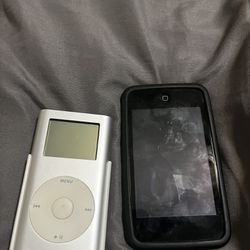 Classic iPods 8gb And 4gb