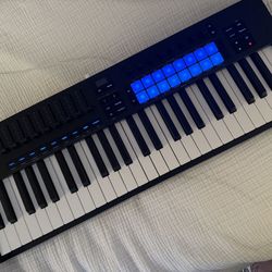 Notation Launchkey Midi Controller Keyboard - New