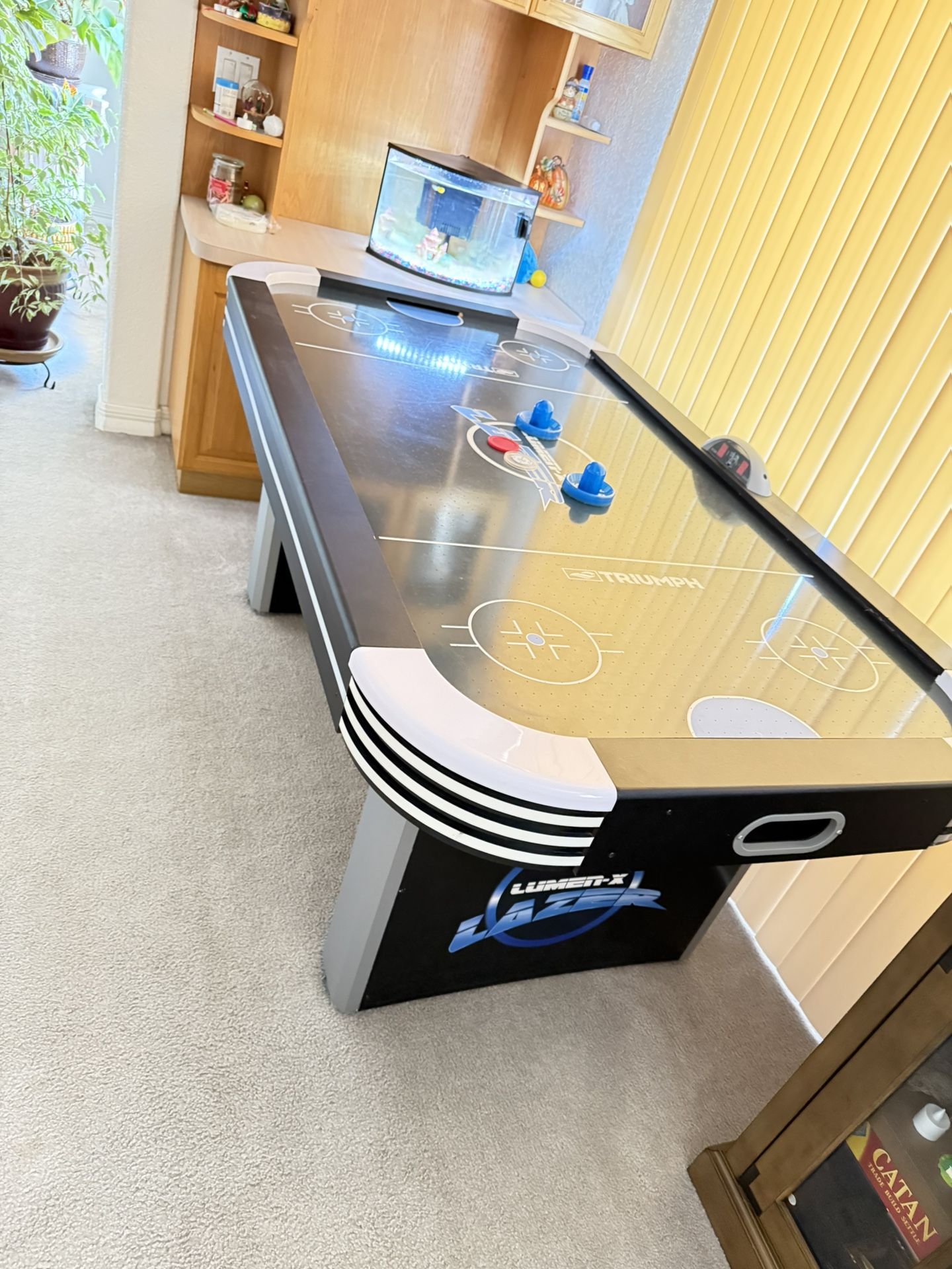 Air Hockey Table