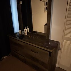 Dresser and vanity
