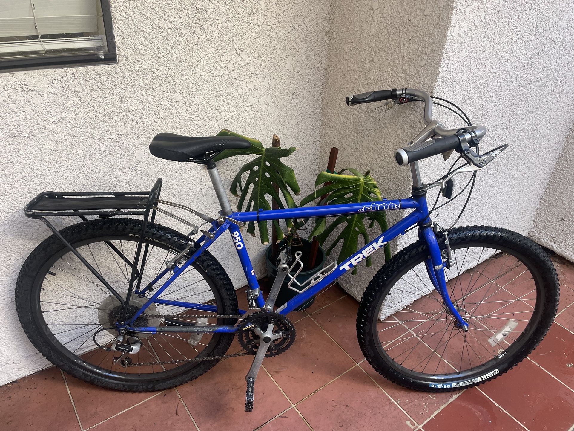 Vintage Mountain Bike Trek 950 Singletrack made in USA Bicycle Nitto