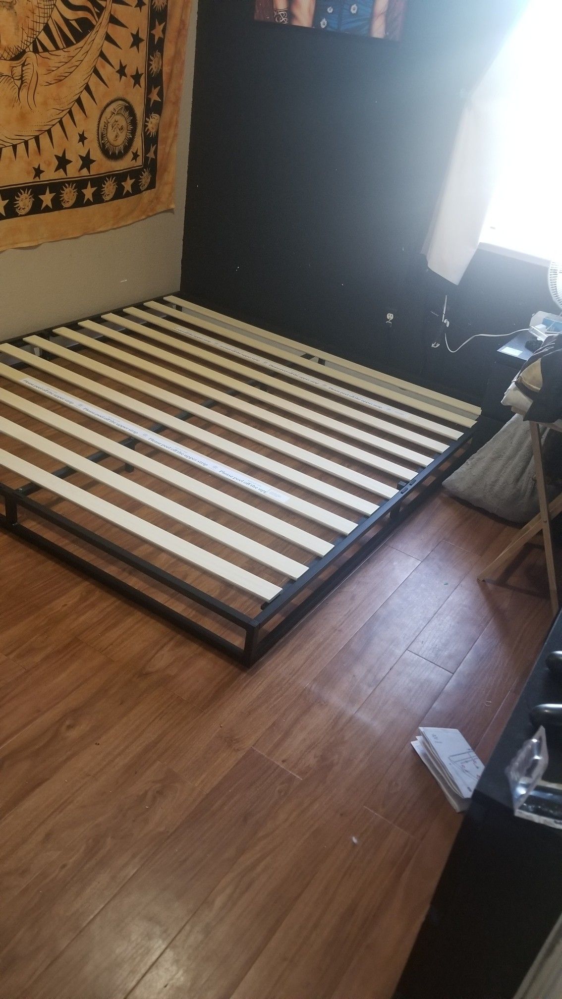 Zinus King Size Joseph Modern 6" Platform Bed Frame