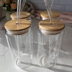 Set Of 4 Glass Jars With Bamboo Lids & Glass Straws