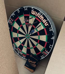 Winmau Blade 5 Bristle Dartboard