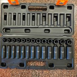 brand new 26 pcs 3/8" drive metric impact socket set with carrying case.  short and deep sockets