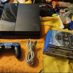 PS4 with 7 games one controller tested and works amazing