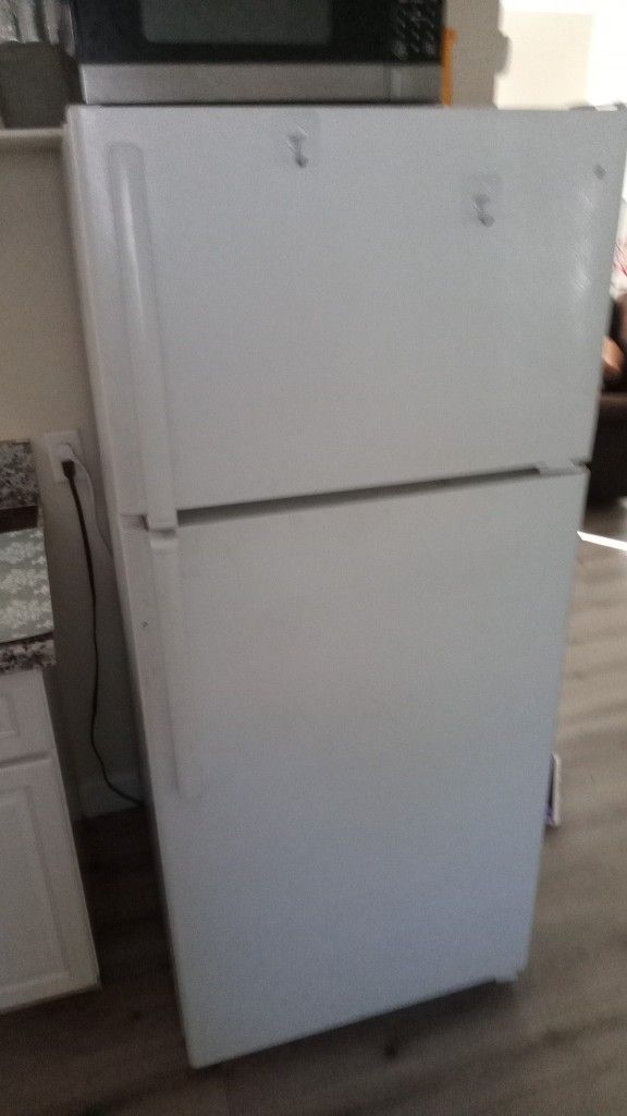 General Electric Refrigerator