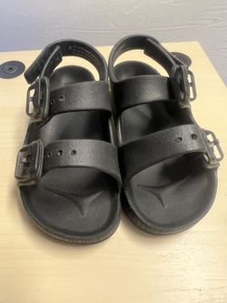 Children’s Place Double Buckle With Back Strap Sandals