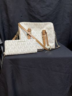 White Michael Kors With Matching Wallet