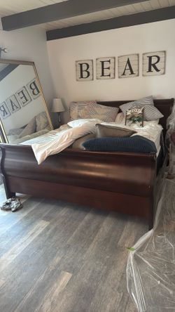 Free king bed frame and mattress