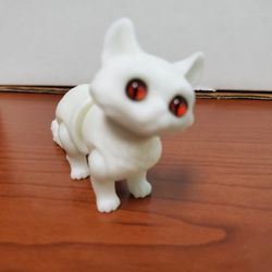 3D Printed Articulated Flexi White Cat
