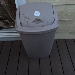 Garbage Can 