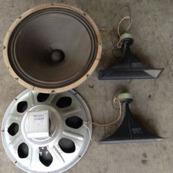 Magnavox speakers  $125.00 CASH, TEXT FOR PRICES.