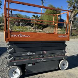 2014 Skyjack Scissor Lift 4632 