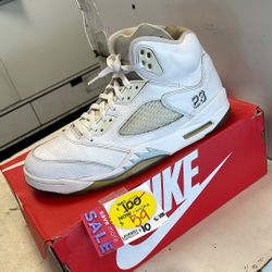 Jordan 5 Retro Size: 10.5