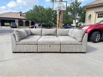 Thomasville Sectional Modular Couch - Free delivery