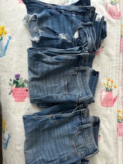Hollister jeans