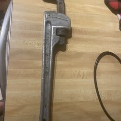 Ridged 18” Pipe Wrench Aluminum Used Works Great $30 In N Lakeland 