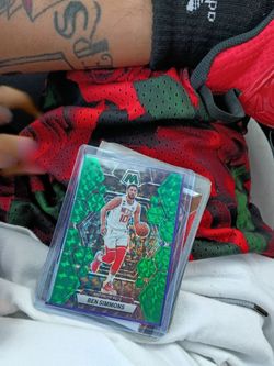 Ben Simmons Panini Mosaic Green Prizm Card