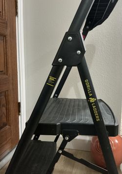 Use Gorilla Two Step Ladder