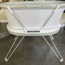 Fisher-Price Baby Bedside Sleeper