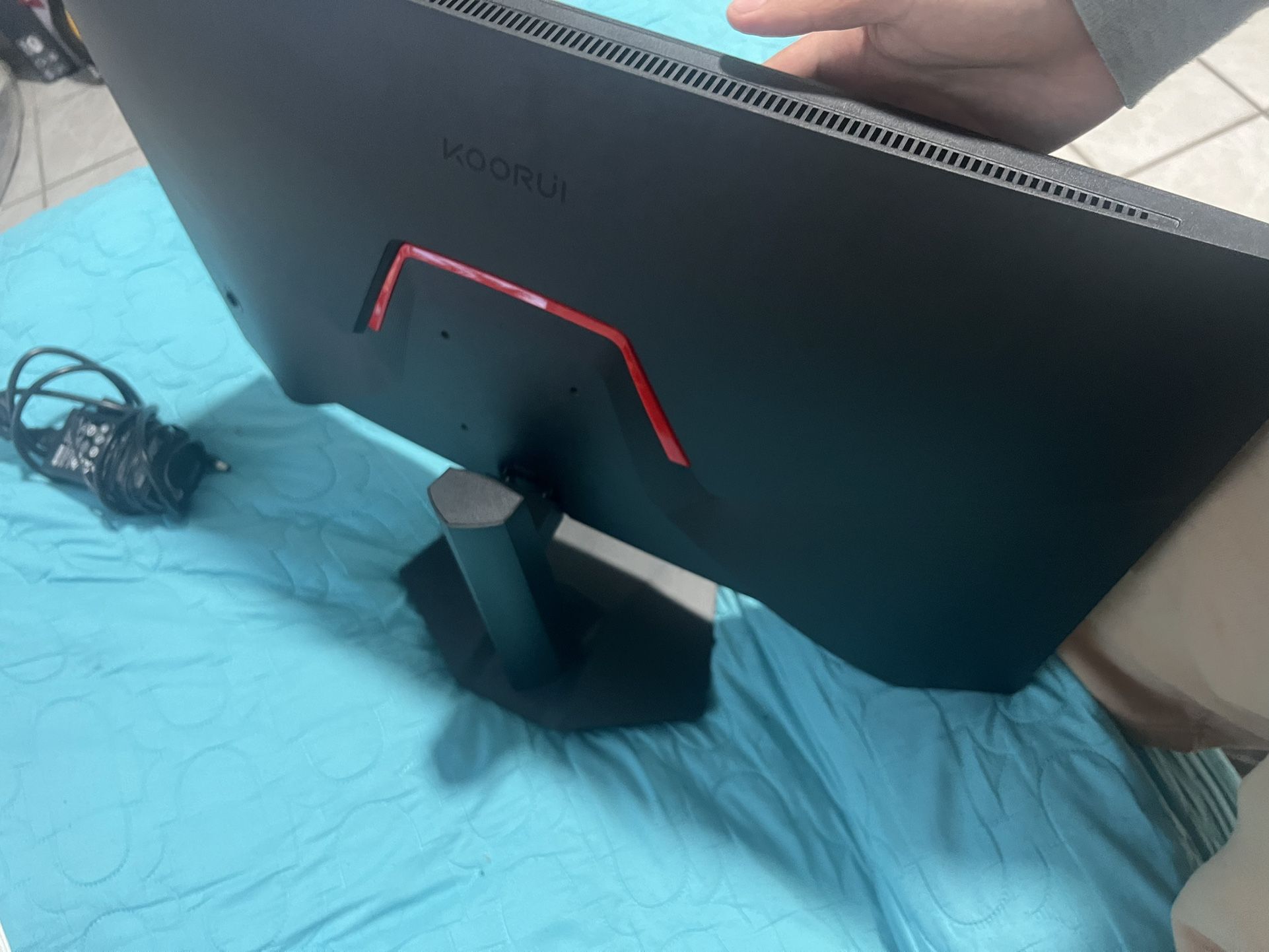 165 Hert Gaming Monitor