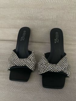 Rouge Helium Rhinestone Slide Sandals Size 9